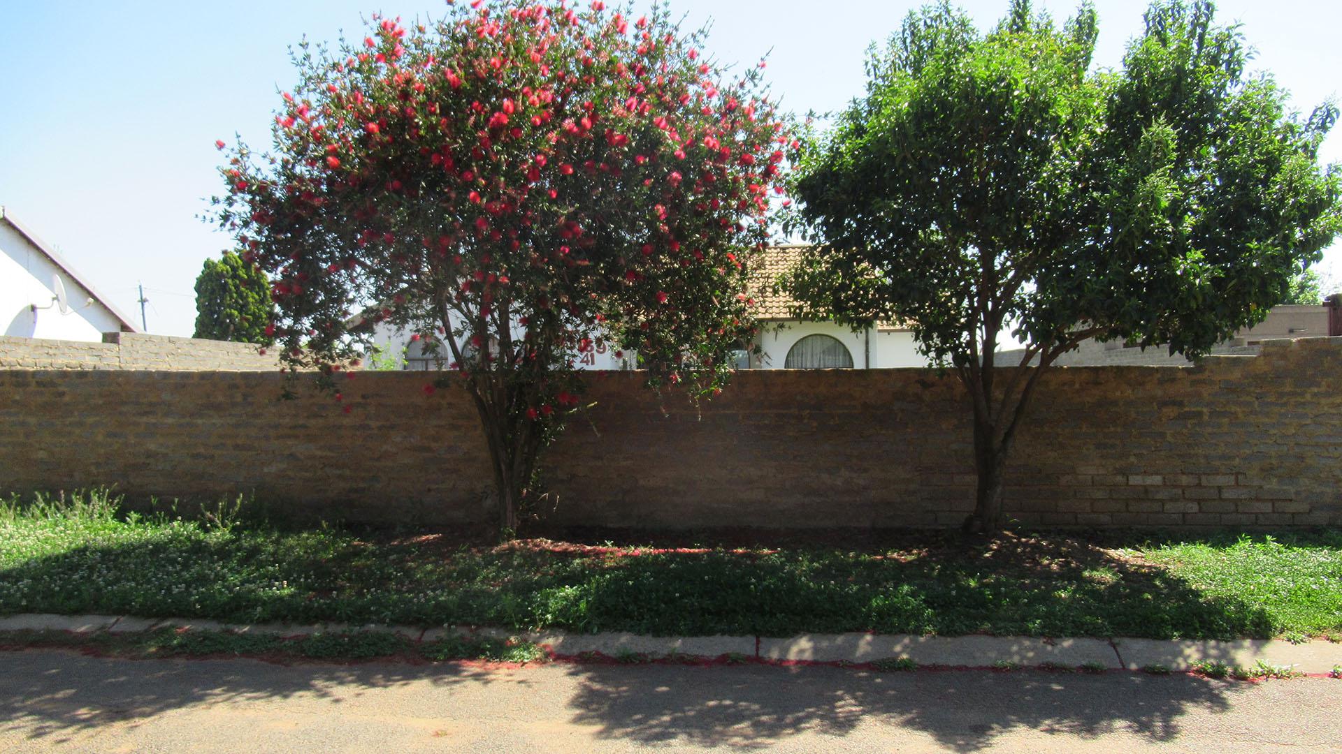 Front View of property in Lenasia South