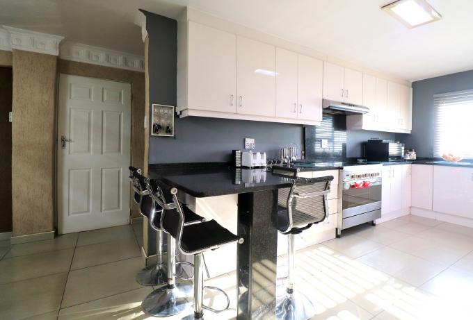 4 Bedroom House for Sale For Sale in Lenasia - MR702638