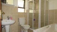 Bathroom 1 - 32 square meters of property in Ferndale - JHB