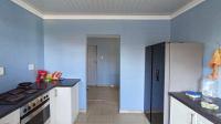Kitchen - 12 square meters of property in Lovu