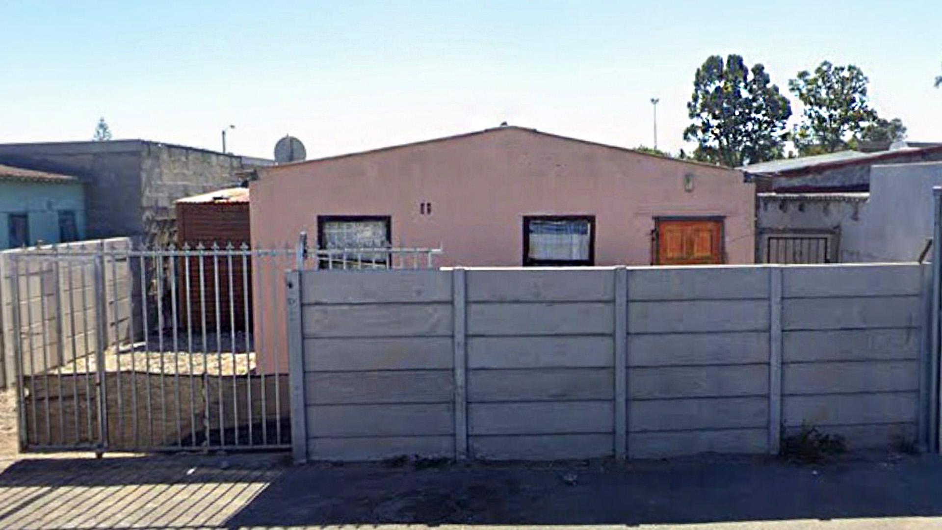 Front View of property in Bellville South