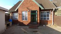Front View of property in Cleland