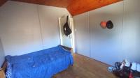 Bed Room 2 - 101 square meters of property in Cleland