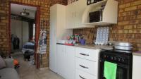 Kitchen - 27 square meters of property in Oakdene