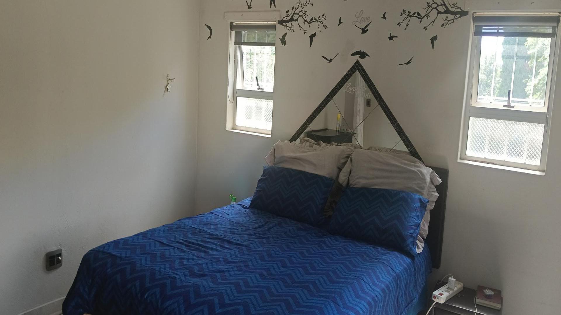 Bed Room 1 of property in Randpark