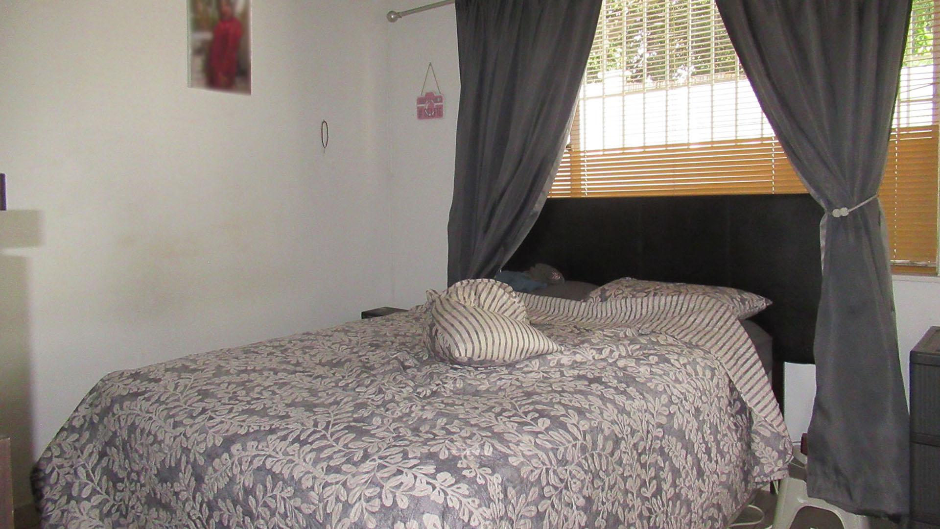 Bed Room 2 - 13 square meters of property in Randpark