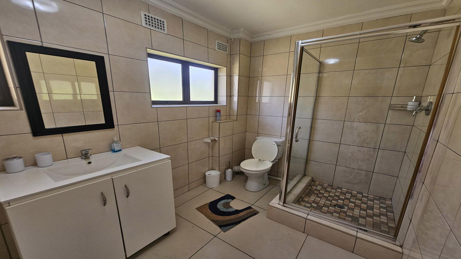 Bathroom 2 of property in New Germany 