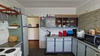 Kitchen - 16 square meters of property in Burlington Heights