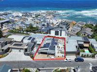  of property in Bloubergstrand