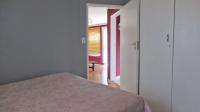 Bed Room 2 - 11 square meters of property in Sundowner