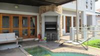 Patio - 52 square meters of property in Greenstone Hill