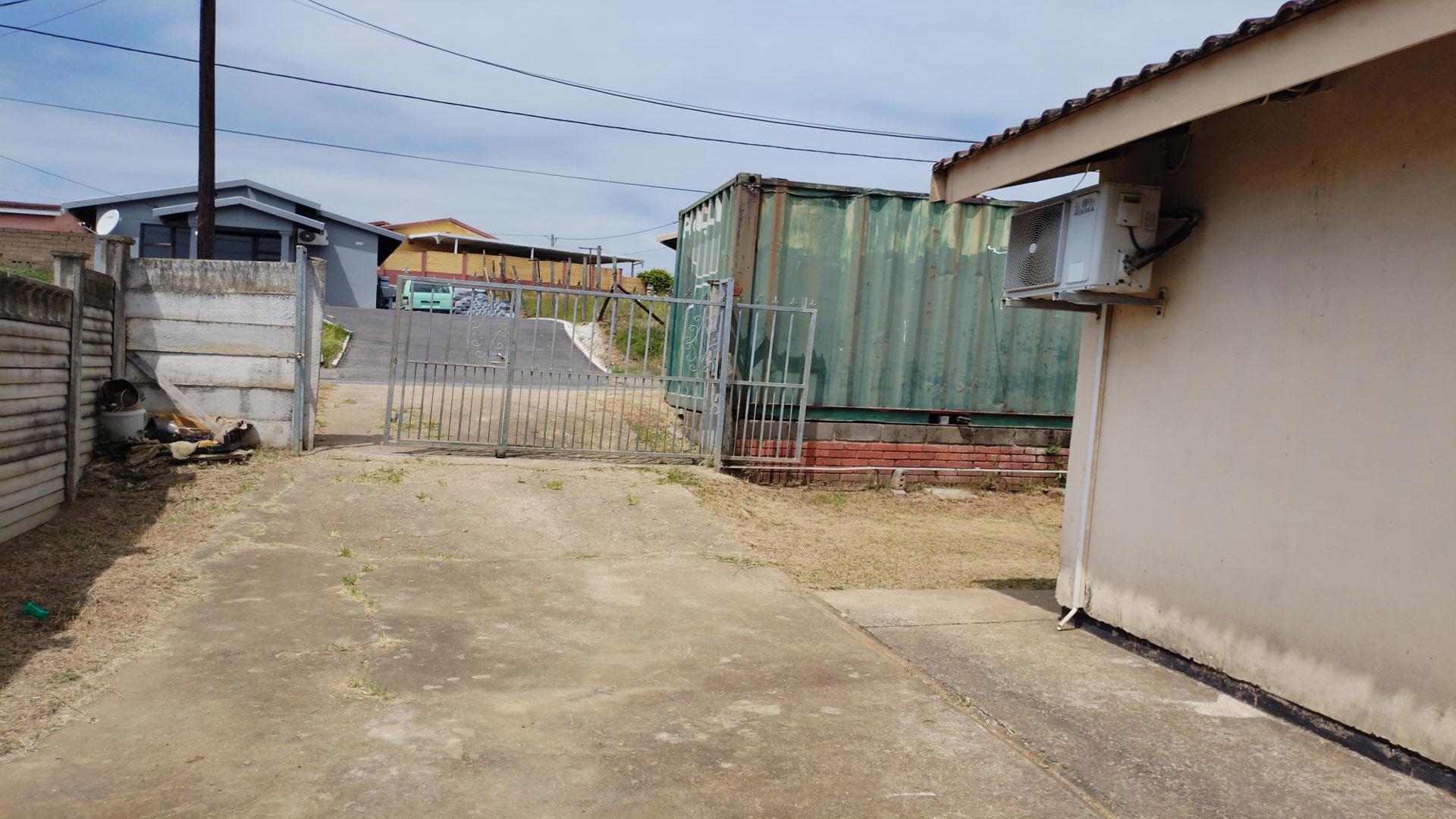 Backyard of property in Amanzimtoti 