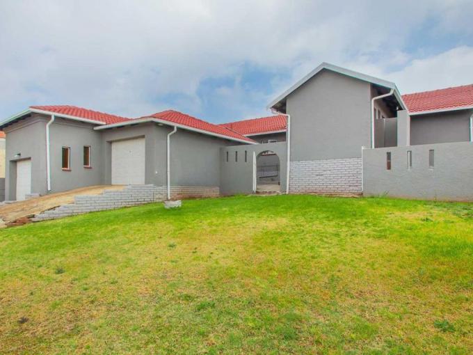 5 Bedroom House for Sale For Sale in Lindhaven - MR702903