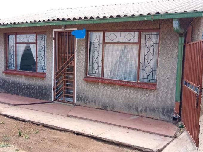 2 Bedroom House to Rent in Duduza - Property to rent - MR702904