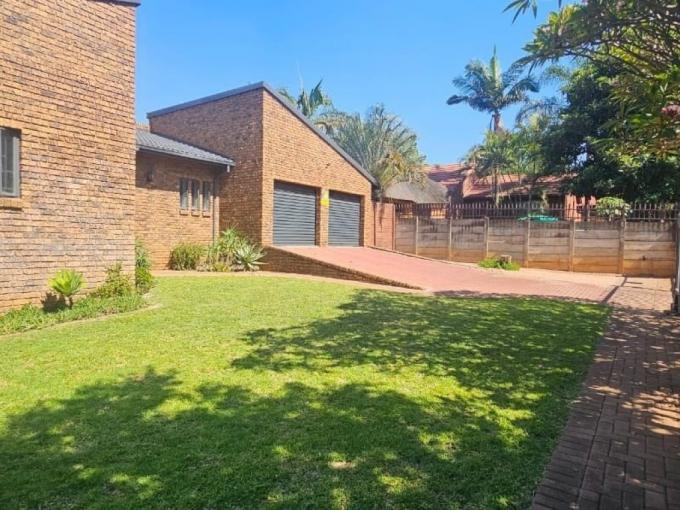 3 Bedroom House to Rent in Safarituine - Property to rent - MR702907