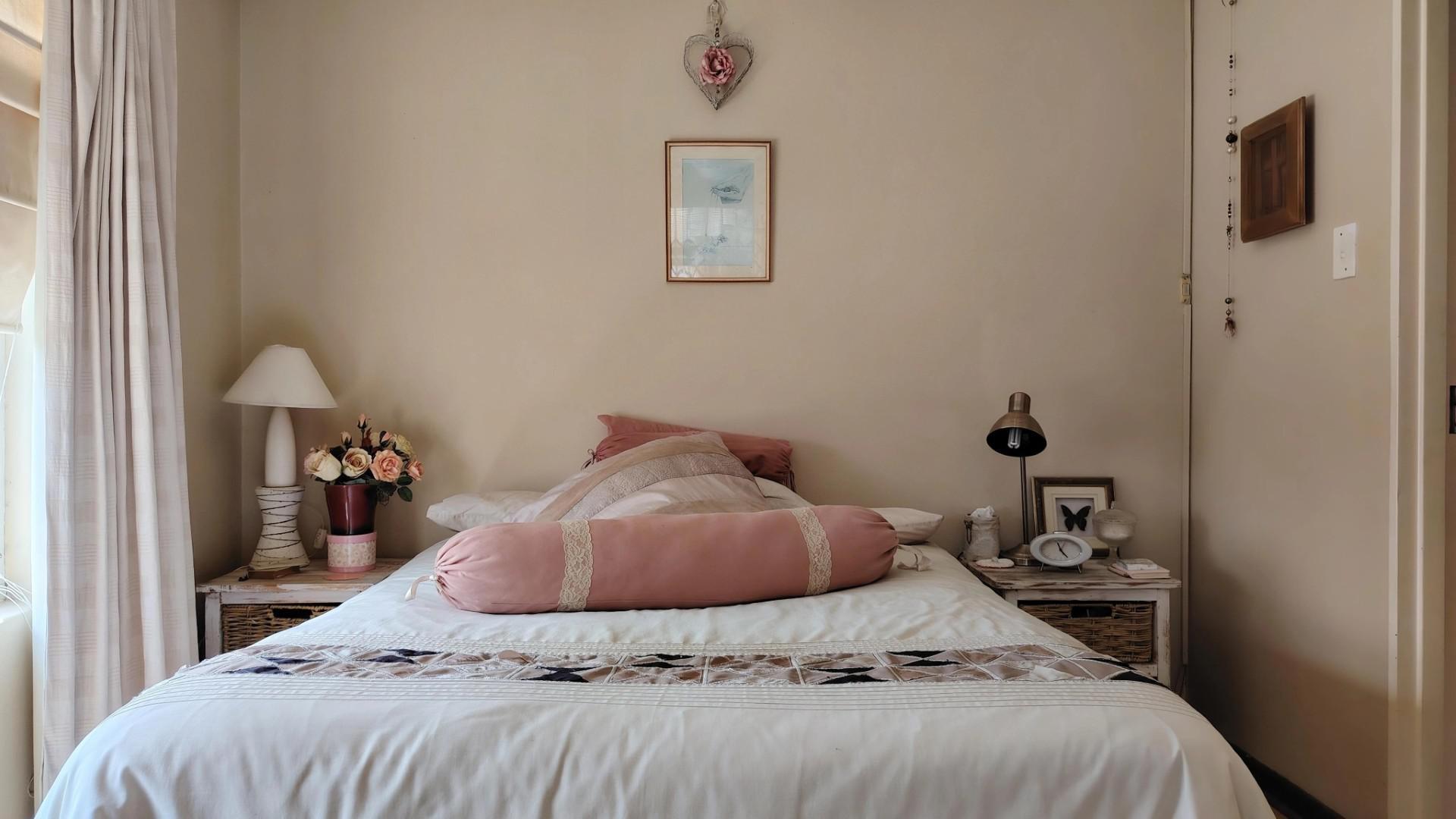 Main Bedroom of property in Lorraine