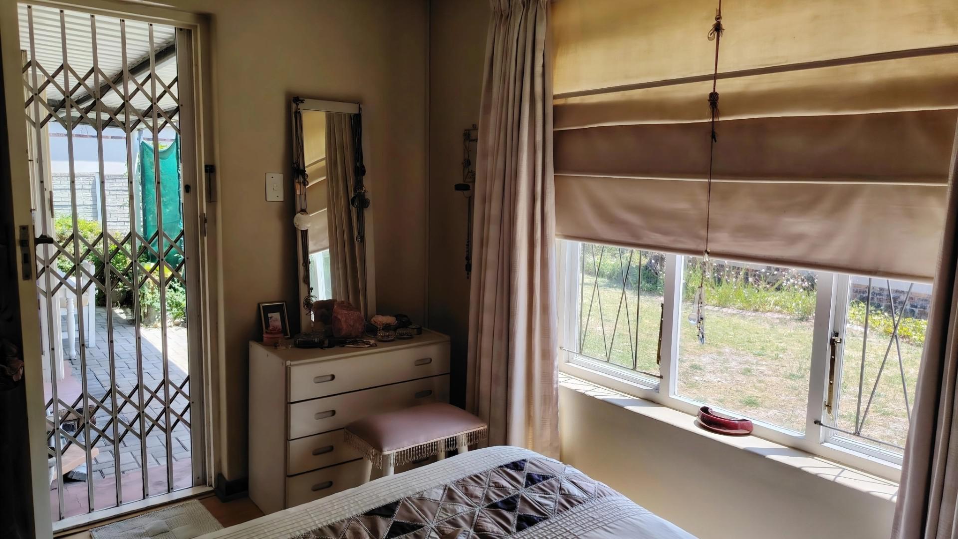 Main Bedroom of property in Lorraine