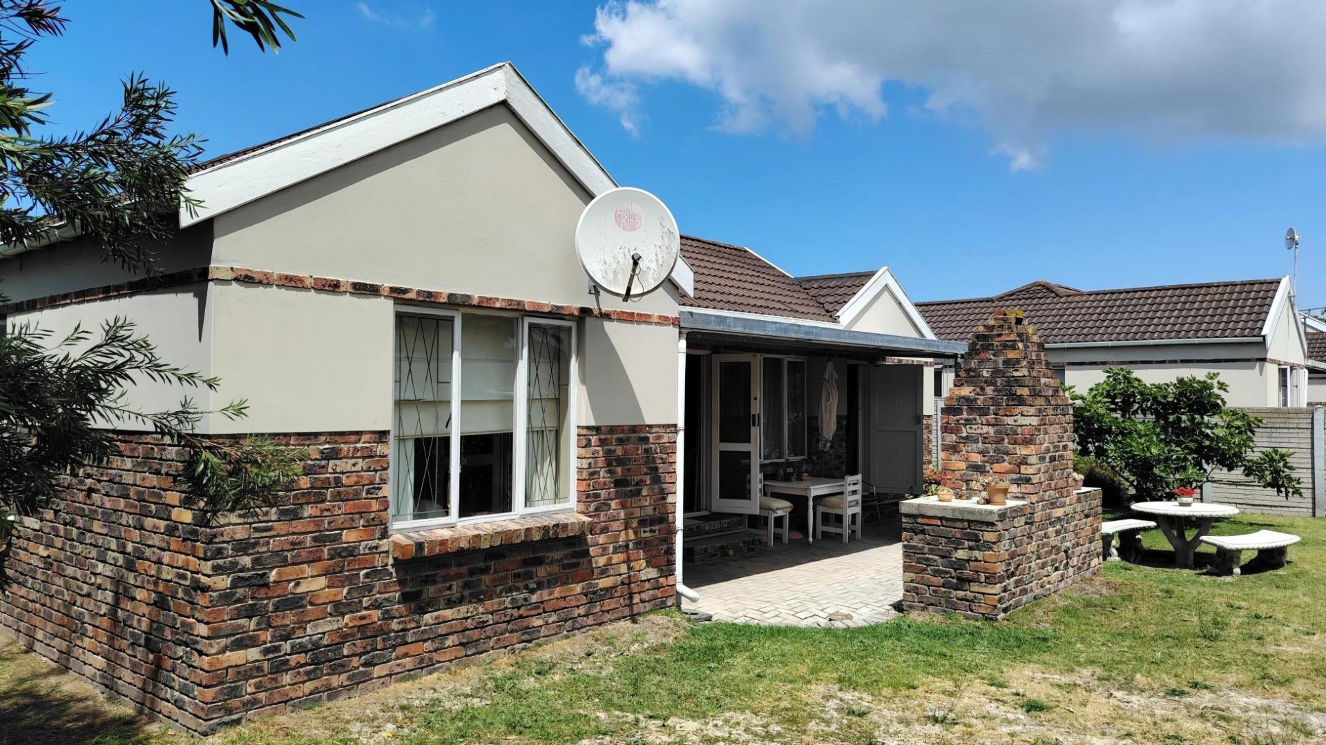 Backyard of property in Lorraine