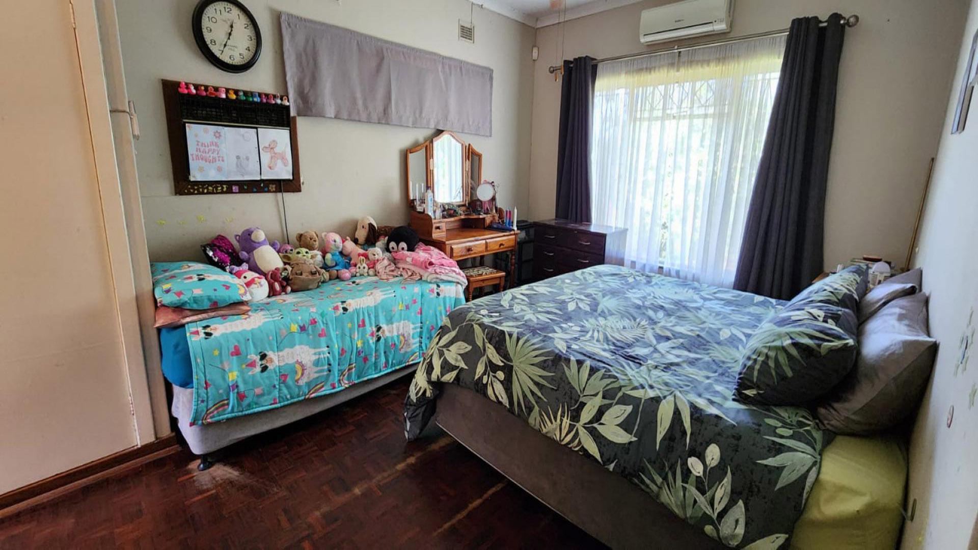 Bed Room 2 of property in Empangeni