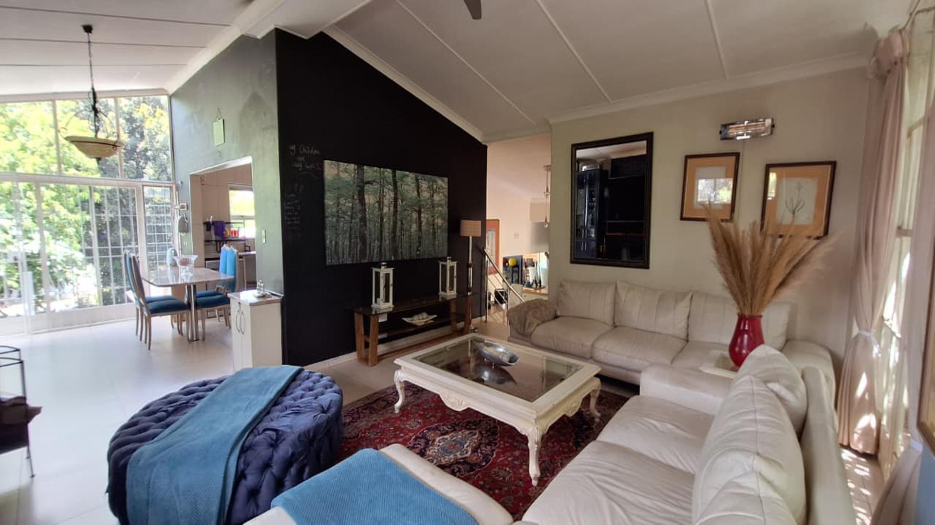 Lounges - 35 square meters of property in Bordeaux