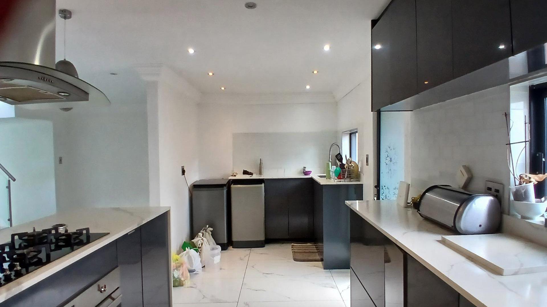 Kitchen of property in The Reeds