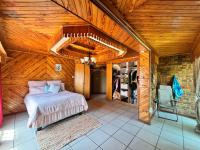  of property in Parys