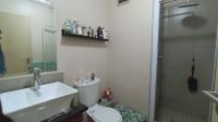 Main Bathroom - 5 square meters of property in Sherwood