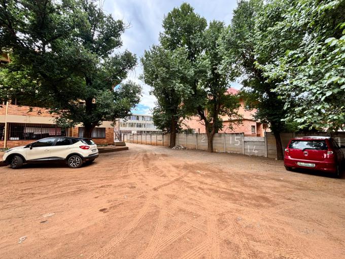 3 Bedroom House for Sale For Sale in Klerksdorp - MR703000