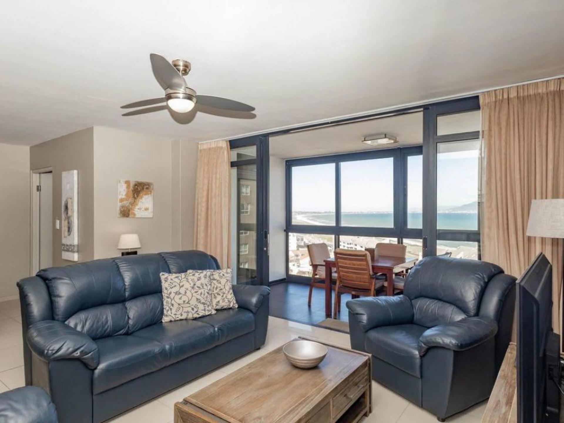  of property in Bloubergstrand