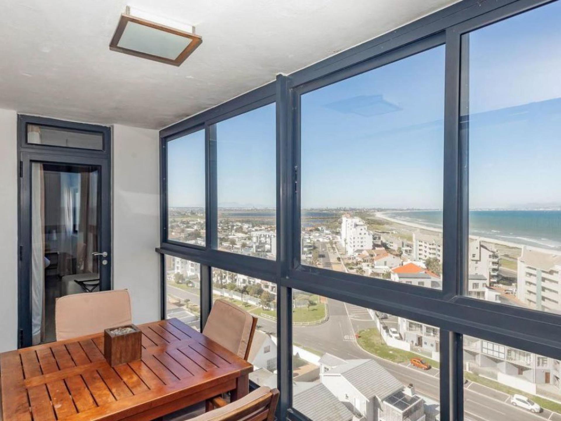  of property in Bloubergstrand