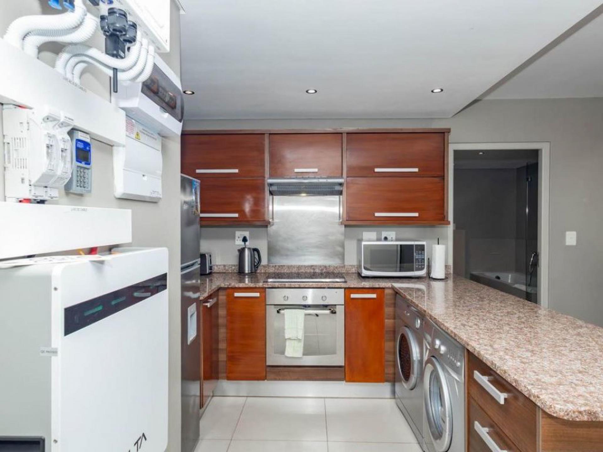  of property in Bloubergstrand