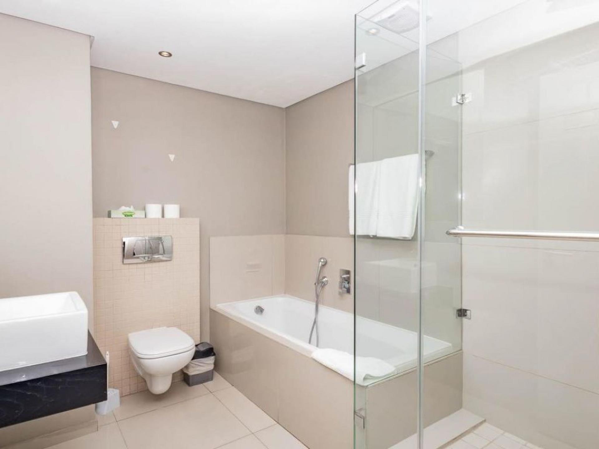  of property in Bloubergstrand