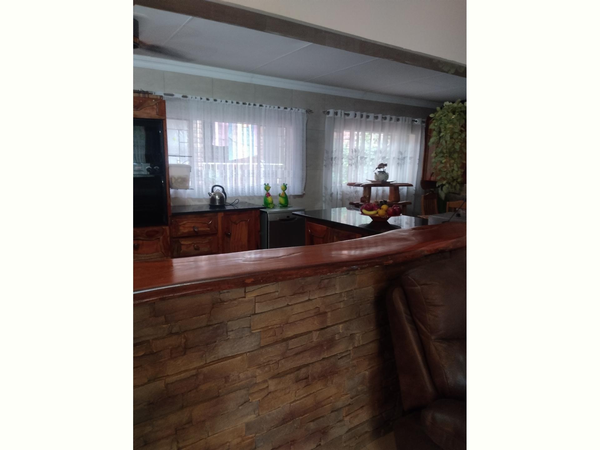  of property in Sinoville