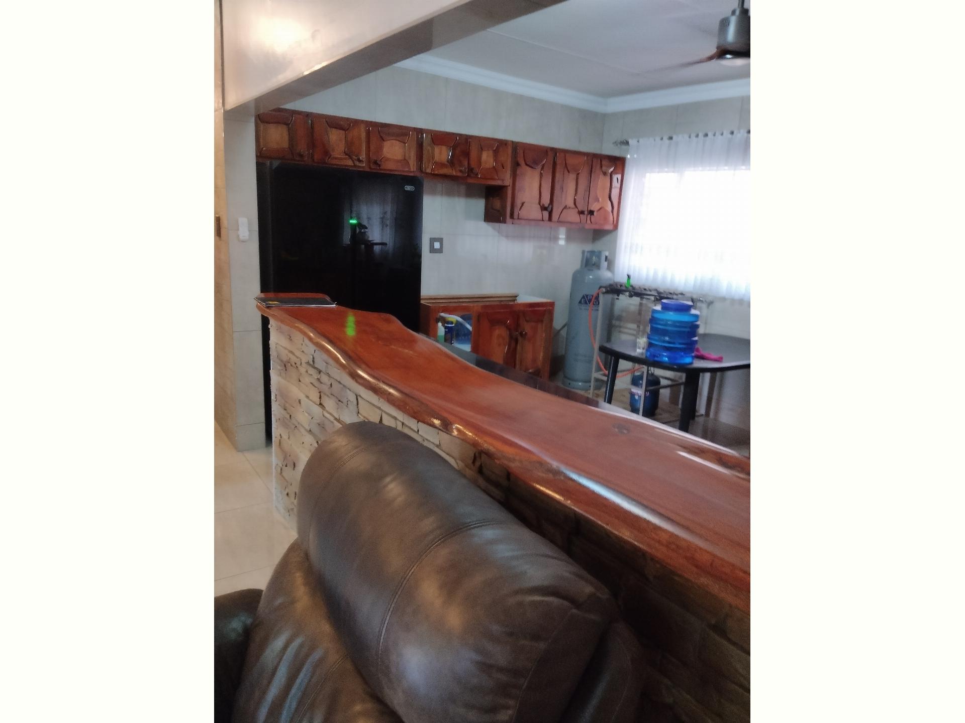  of property in Sinoville