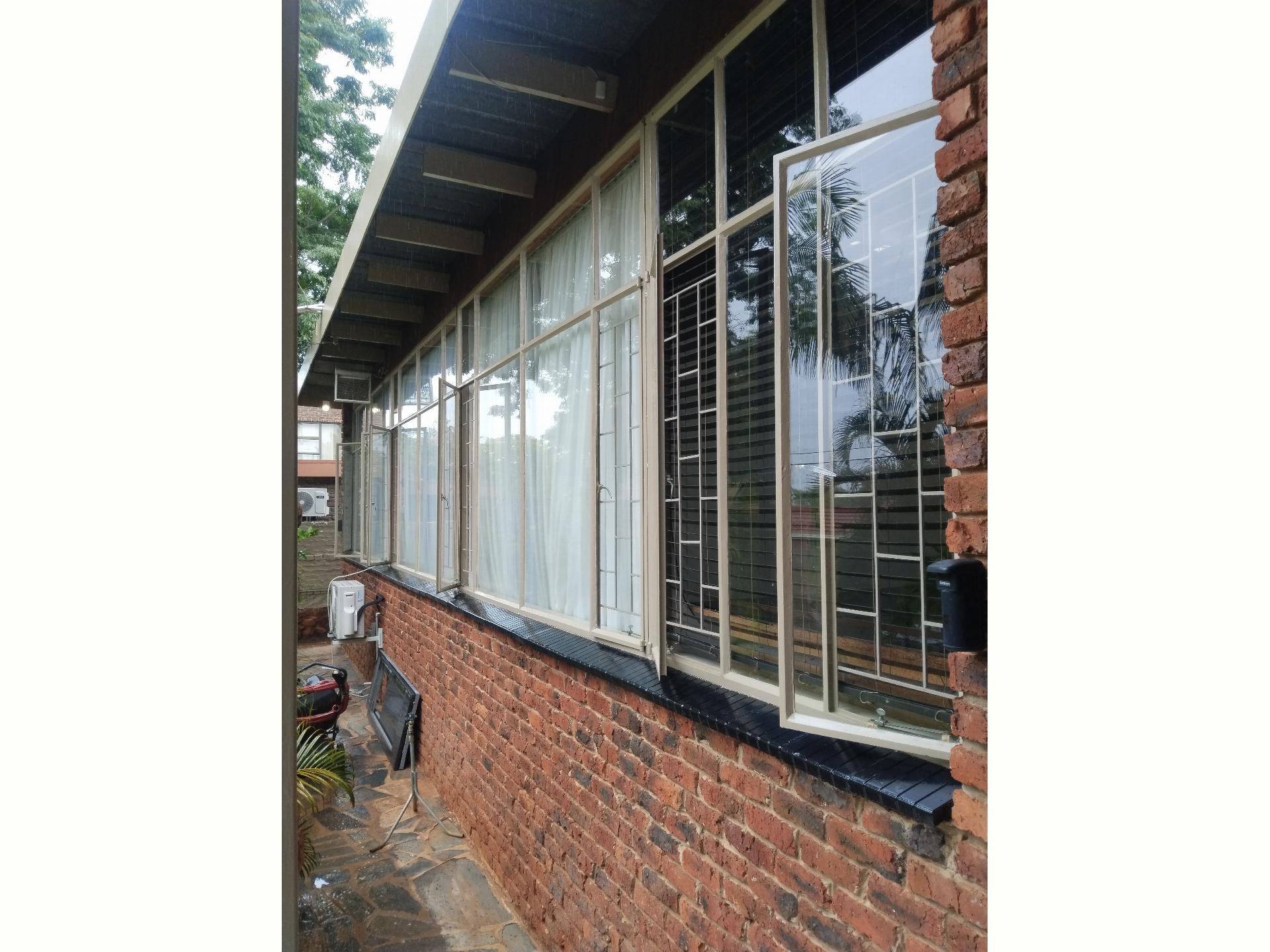  of property in Sinoville