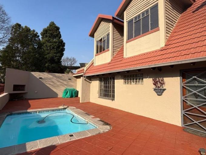 4 Bedroom House for Sale For Sale in Brackendowns - MR703056