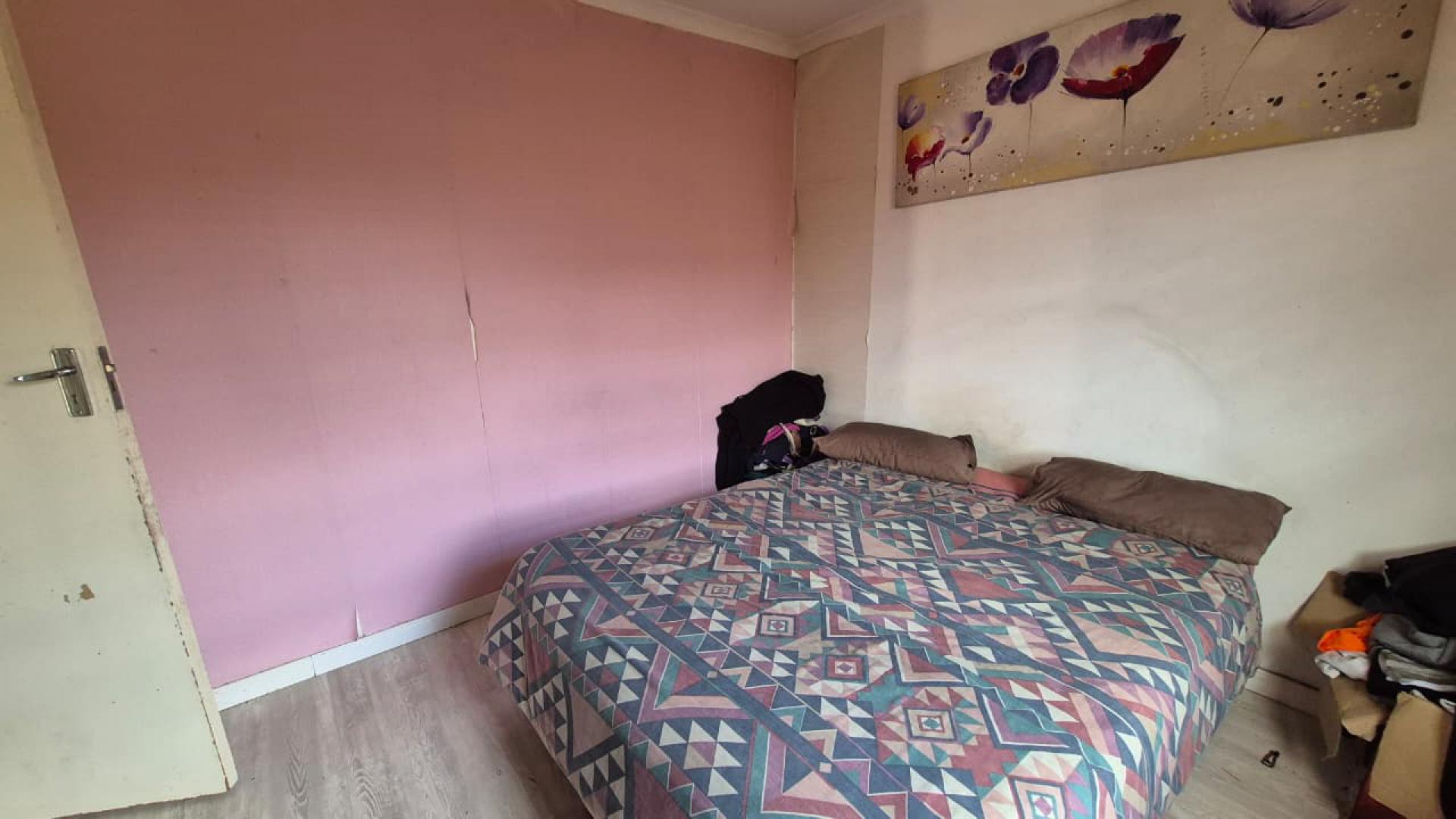 Bed Room 2 of property in Cloverdene