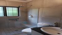 Bathroom 1 of property in Bellair - DBN