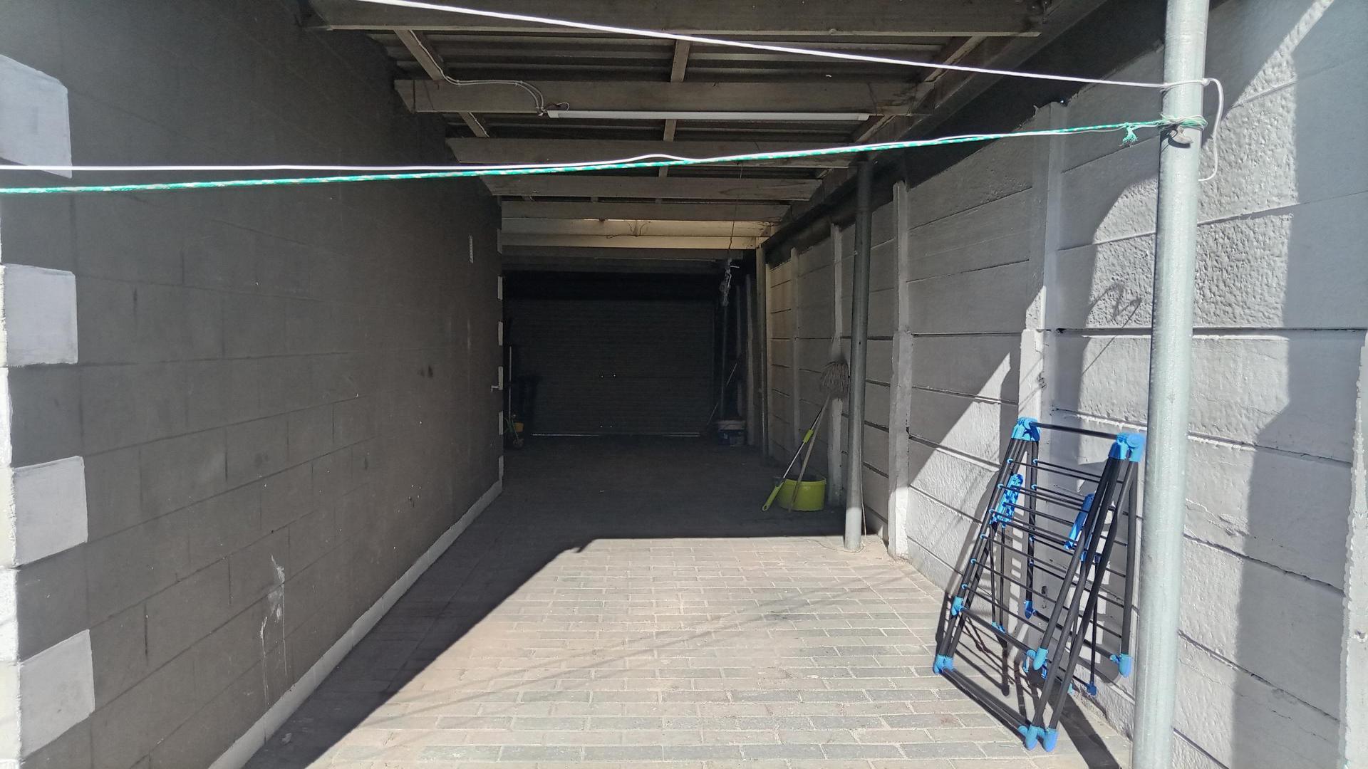 Garage of property in New Eastridge