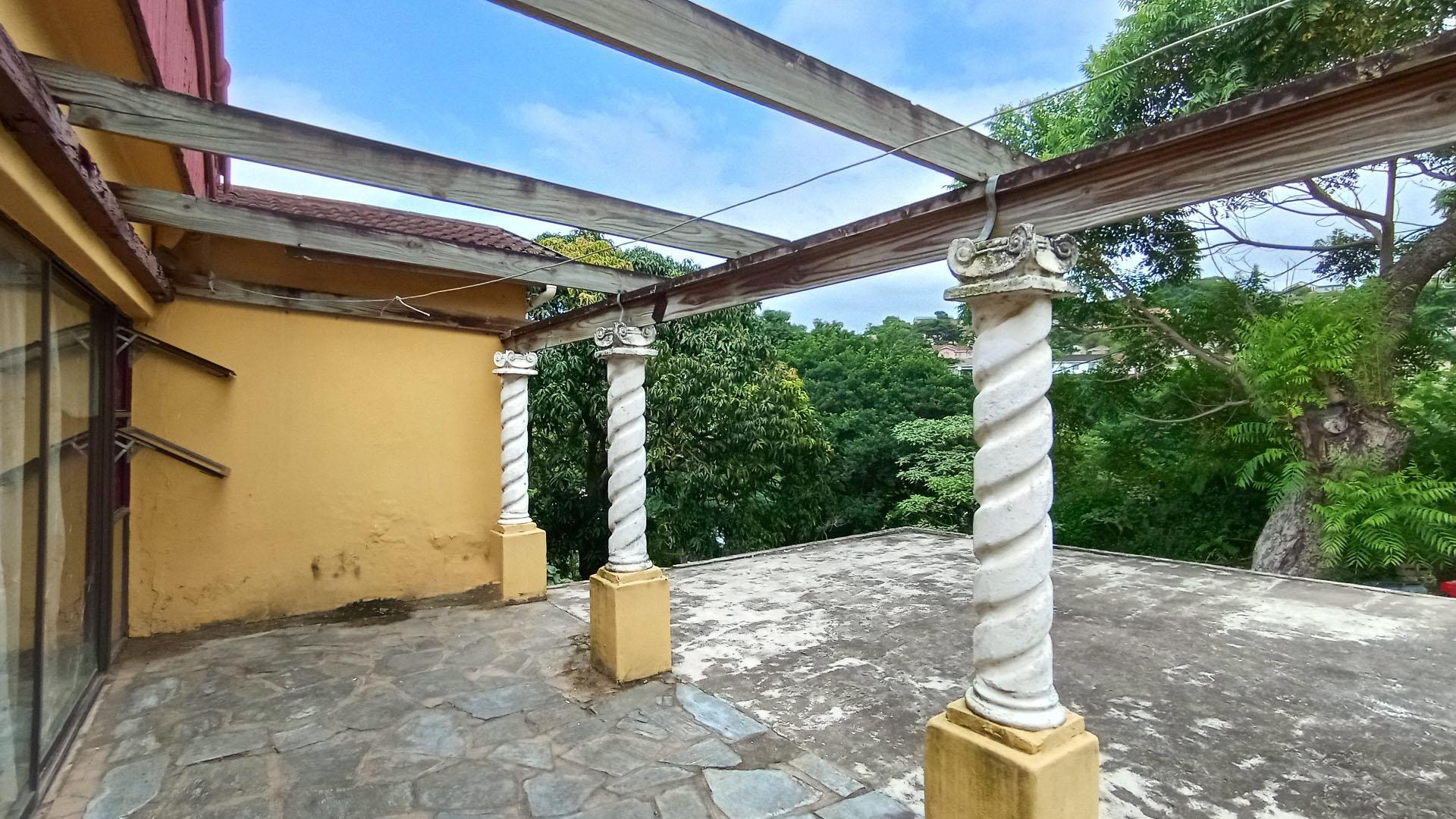 Patio - 31 square meters of property in Umlazi