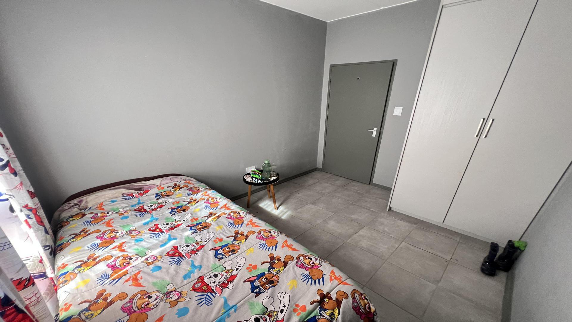 Bed Room 2 of property in Witpoortjie