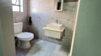 Bathroom 1 of property in Witpoortjie
