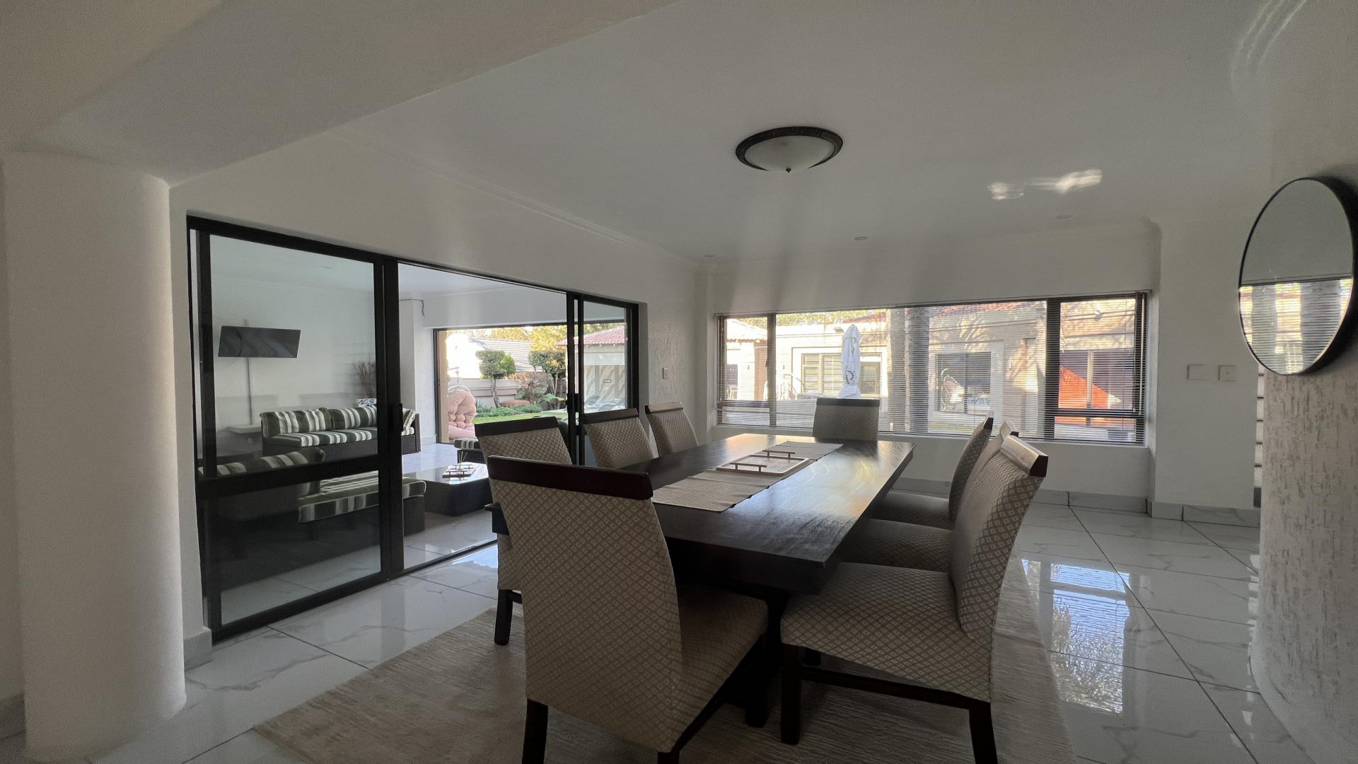 Dining Room of property in Fourways