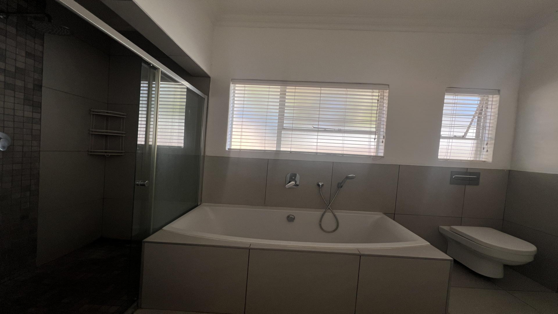 Bathroom 2 of property in Fourways