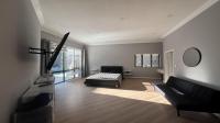 Bed Room 2 of property in Fourways