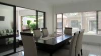 Dining Room - 20 square meters of property in Fourways