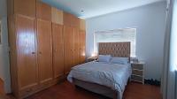 Bed Room 1 - 19 square meters of property in Parow East