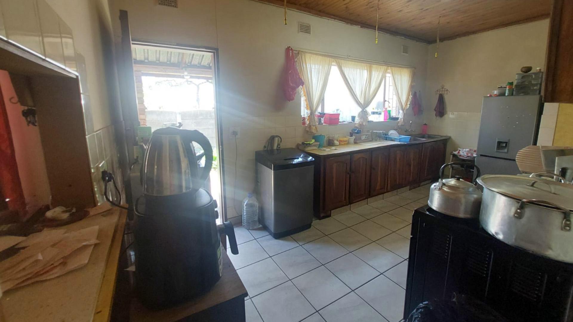 Kitchen of property in Potchefstroom