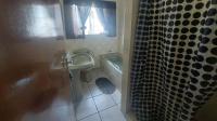Bathroom 1 of property in Potchefstroom