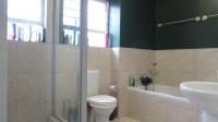 Bathroom 1 - 6 square meters of property in Morehill